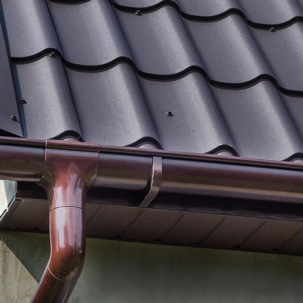 Zinc, cuivre ou aluminium : quel matériau choisir pour sa zinguerie à Saubusse ?
